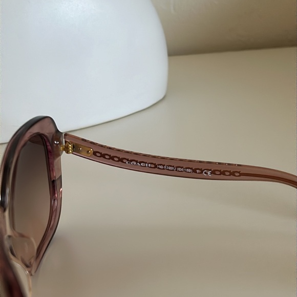 Transparent Pink Ombré HC8383U - Picture 3 of 4